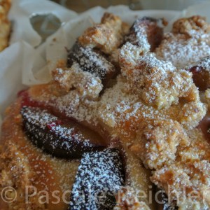 Zwetschgenkuchen mit Mandelstreuseln